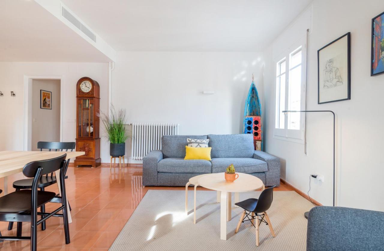 New Top Floor Apt With A Lot Of Light & Aircon Girona Exteriér fotografie